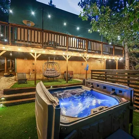 Pine Den Cabin: Arcade+Fire Pit+Bbq Sugarloaf Exterior photo