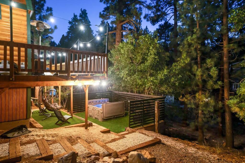 Holiday home Pine Den Cabin: Arcade+fire Pit+bbq *