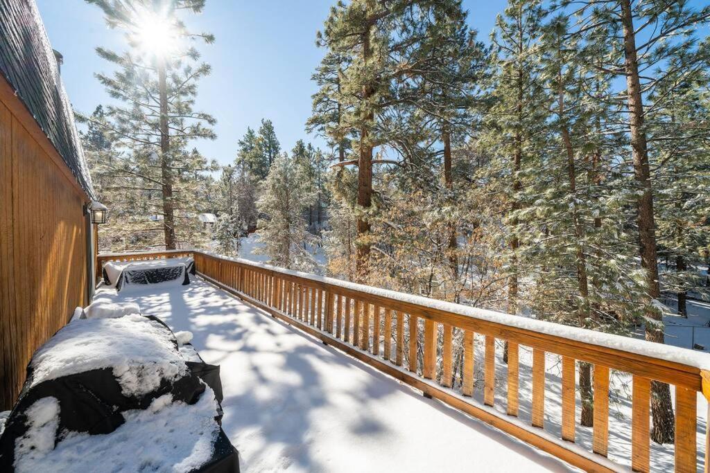 Holiday home Pine Den Cabin: Arcade+fire Pit+bbq