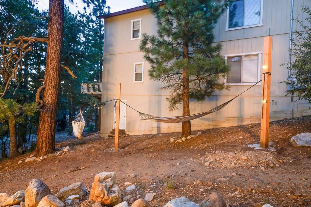 Pine Den Cabin: Arcade+fire Pit+bbq Sugarloaf