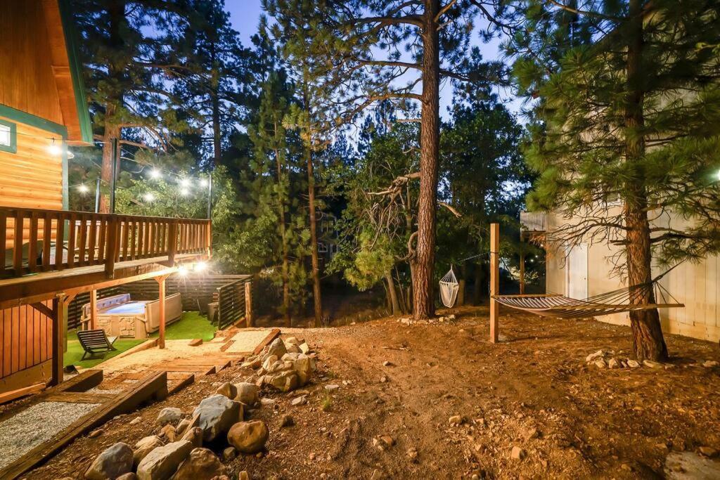 Pine Den Cabin: Arcade+fire Pit+bbq