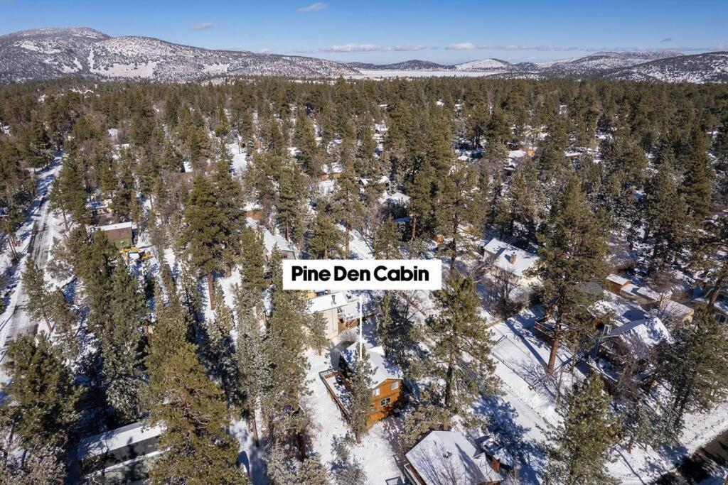 Pine Den Cabin: Arcade+fire Pit+bbq *