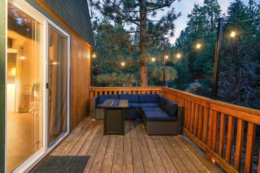 Pine Den Cabin: Arcade+fire Pit+bbq * Sugarloaf