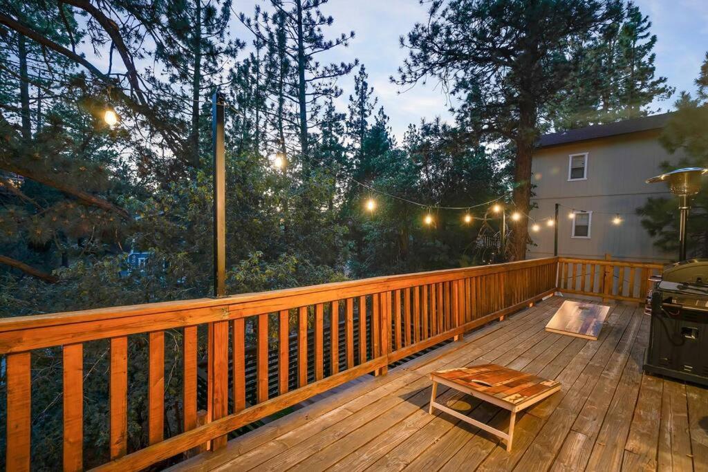 Pine Den Cabin: Arcade+fire Pit+bbq *