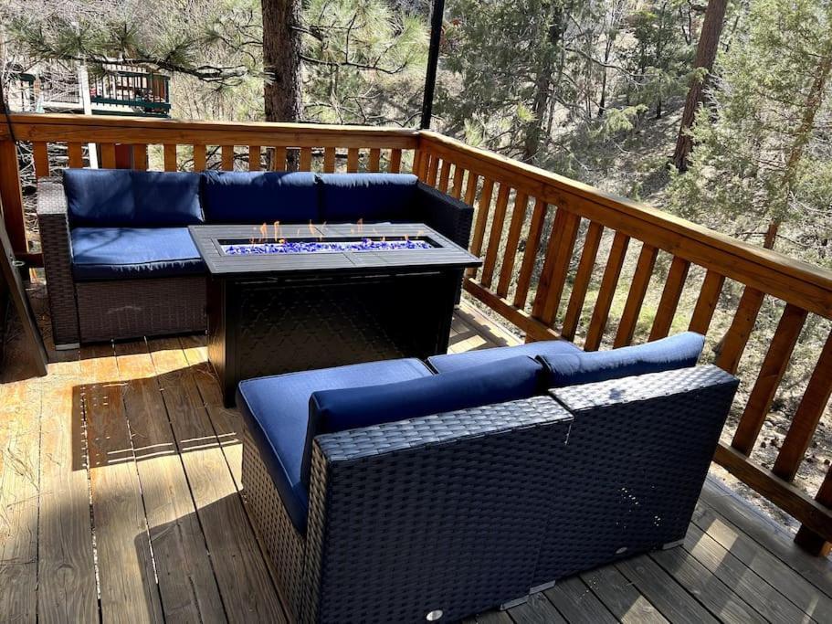 Holiday home Pine Den Cabin: Arcade+fire Pit+bbq